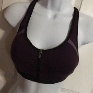 Victoria Sport knockout front-close 32D sport bra